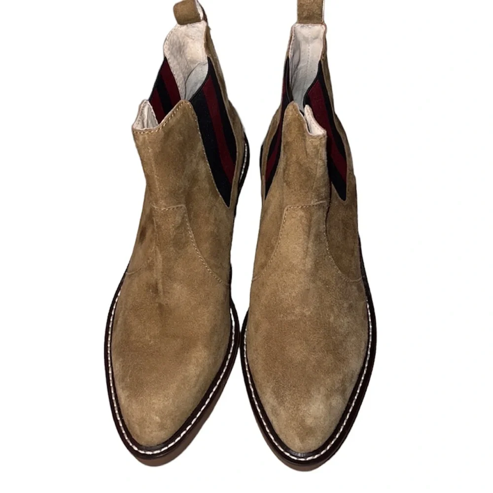 CECELIA NEW YORK GEMMA boots.‎ Size 7.5. Great condition